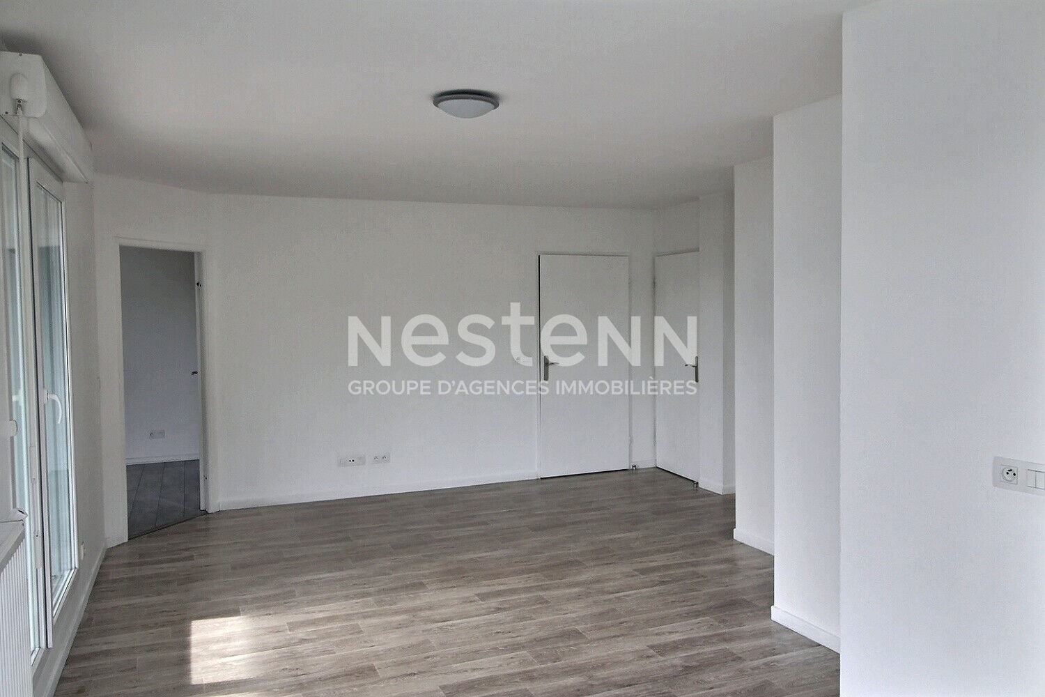 Très bel appartement 5 pièces de 95 m² avec Terrasse de 40 m² au dernièr étage, place de parking sous-sol PALAISEAU - Massy-Palaiseau