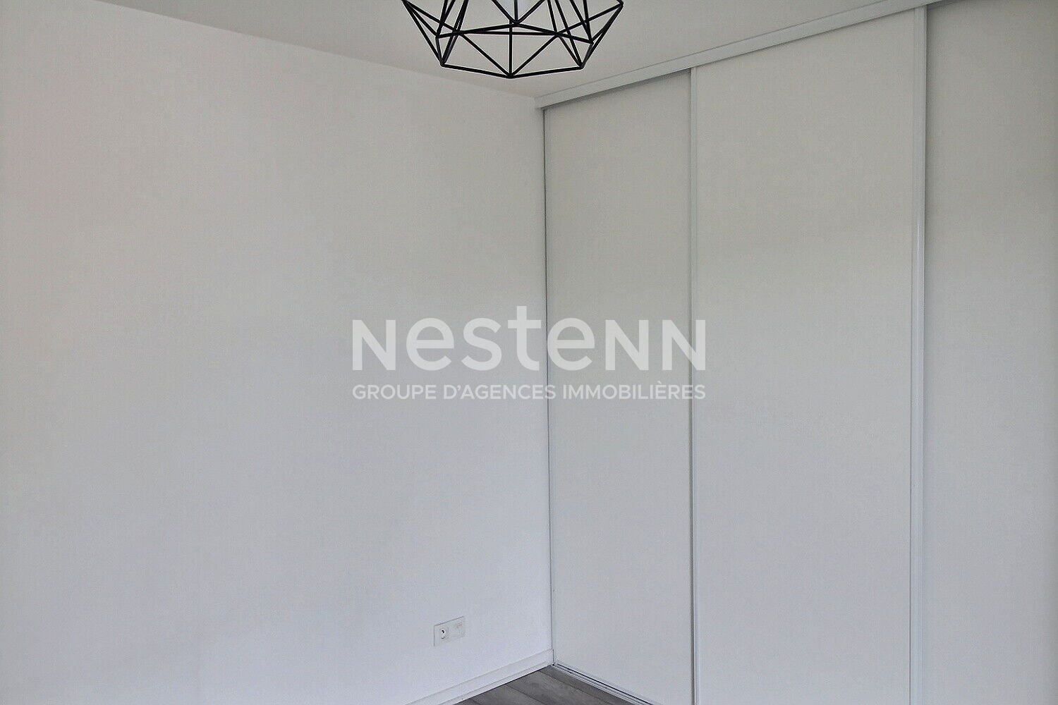 Très bel appartement 5 pièces de 95 m² avec Terrasse de 40 m² au dernièr étage, place de parking sous-sol PALAISEAU - Massy-Palaiseau