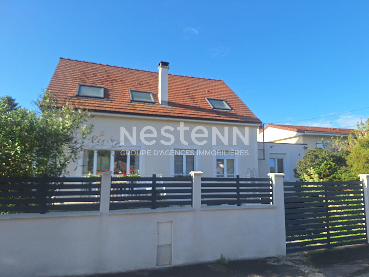 Maison 5 pièces 169 m² · à Igny · 169 m² · 695 000 €