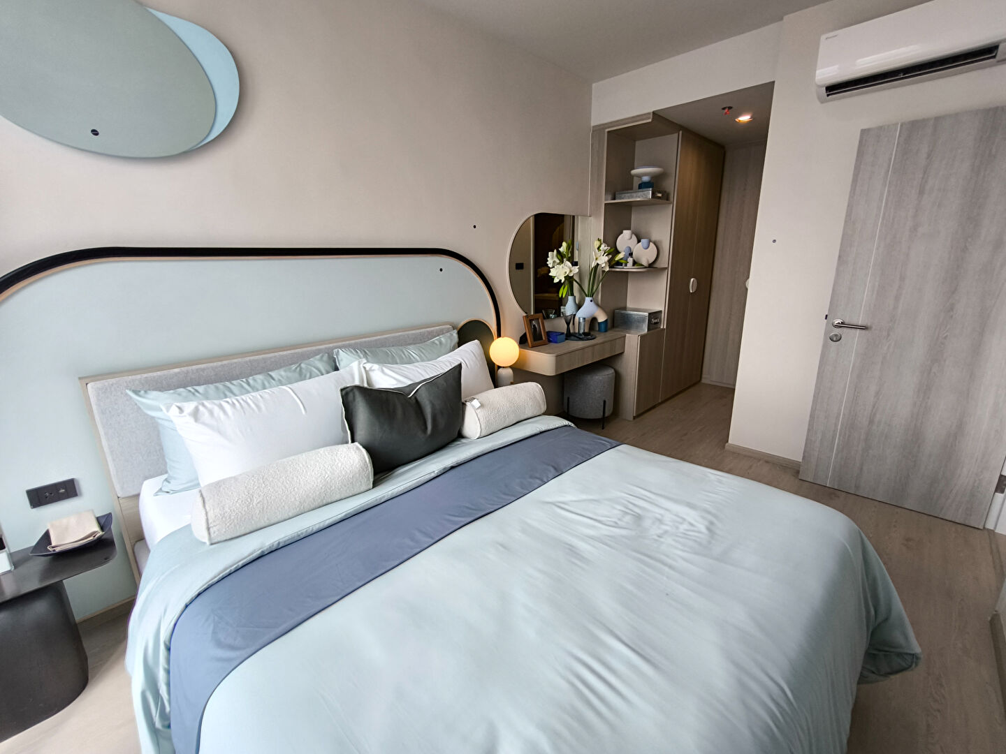 The Reference Sathorn Wongwianyai. Condominiums urbains design à 130m du BTS Wongwian Yai