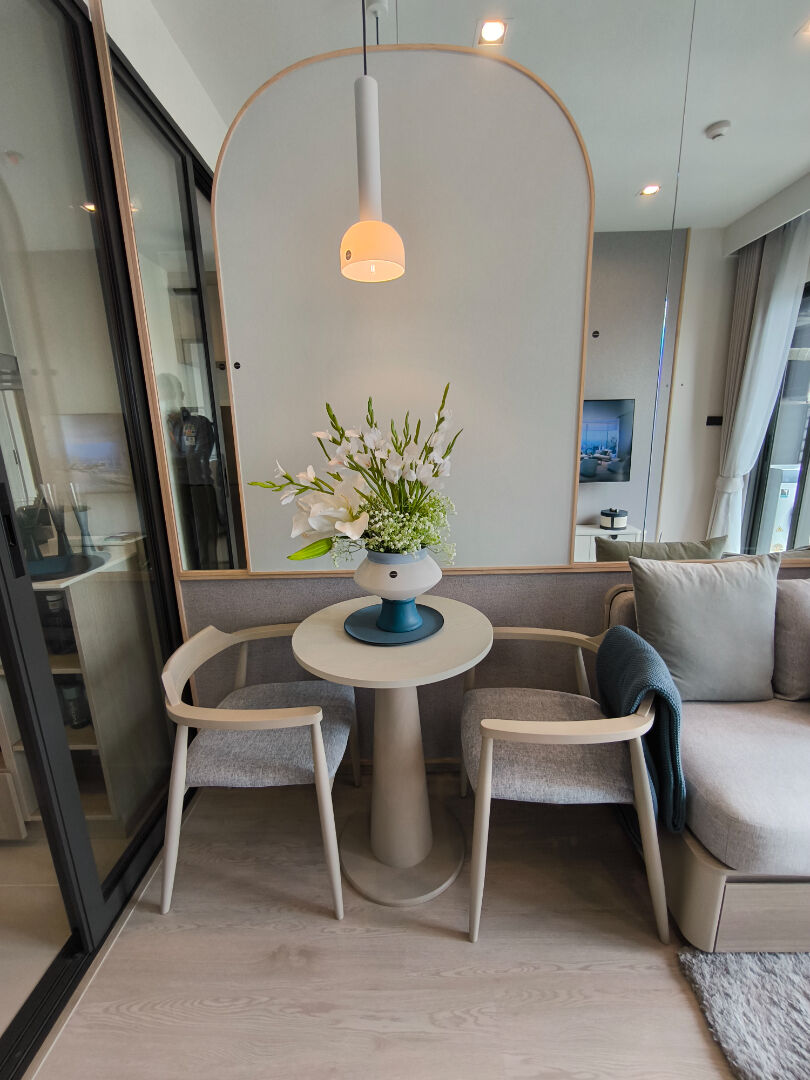 The Reference Sathorn Wongwianyai. Condominiums urbains design à 130m du BTS Wongwian Yai
