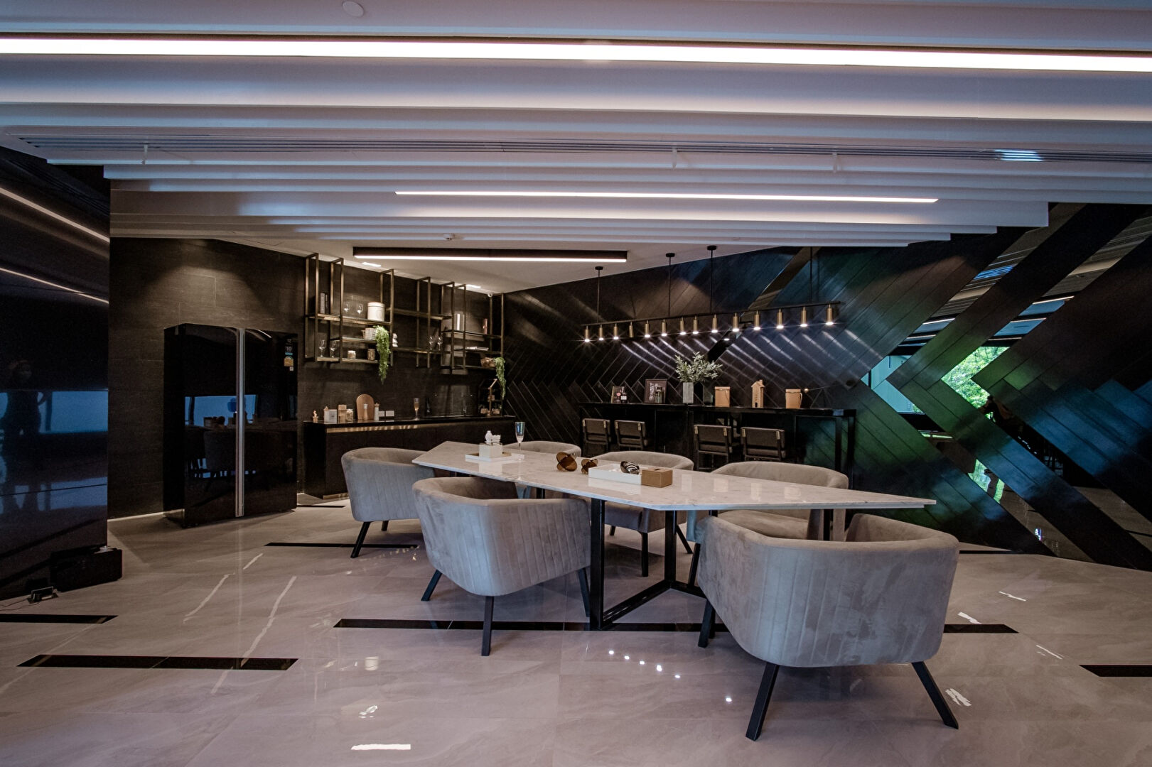 Knightsbridge Space Rama 9 Condominiums design à quelques minutes du nouveau CBD de Bangkok