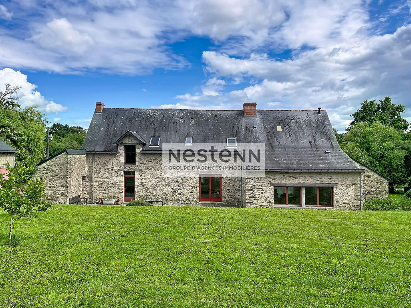 Maison 7 pièces 175 m² · à Grandchamp-des-Fontaines · 175 m² · 377 280 €