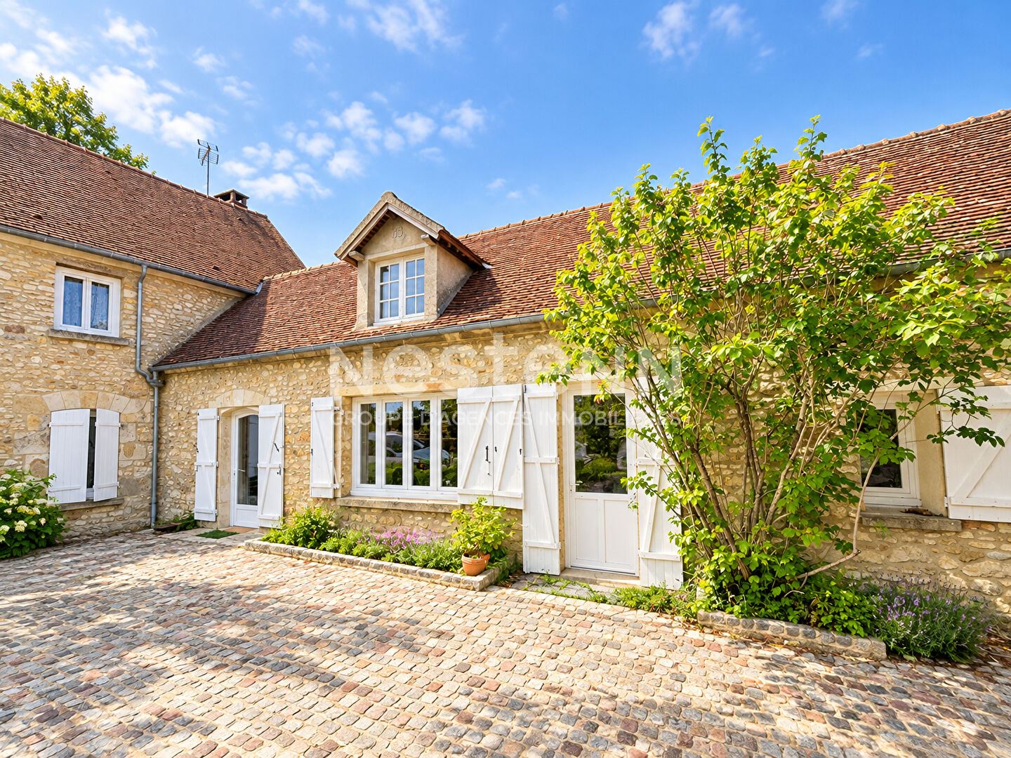 Maison 6 pièces 154 m² · à Chaumont-en-Vexin · 154 m² · 399 600 €