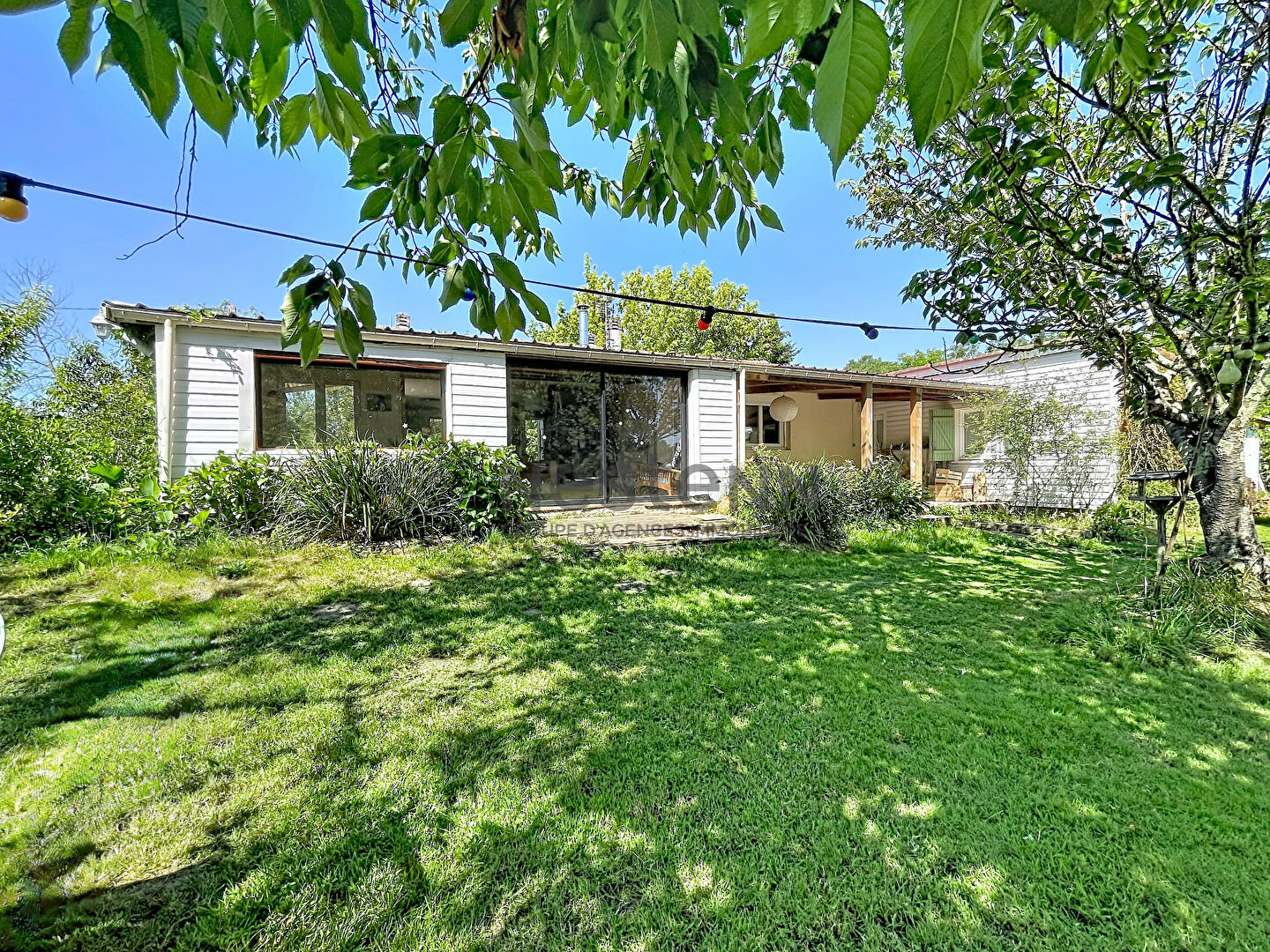 Maison 6 pièces 150 m² · à Fargues Saint Hilaire · 150 m² · 441 000 €