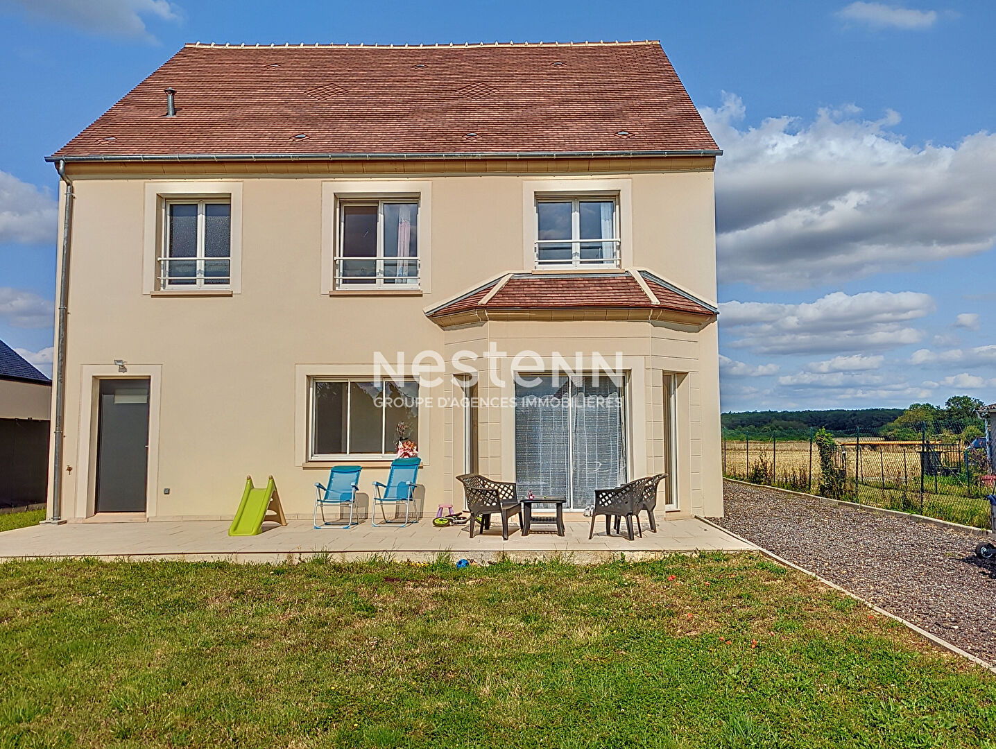 Maison 8 pièces 180 m² · à Dreux · 180 m² · 367 500 €