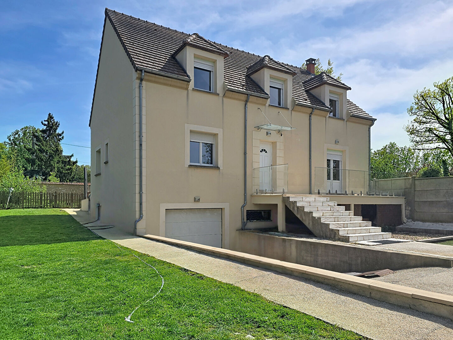 Maison 8 pièces 160 m² · à Vernouillet · 160 m² · 299 000 €