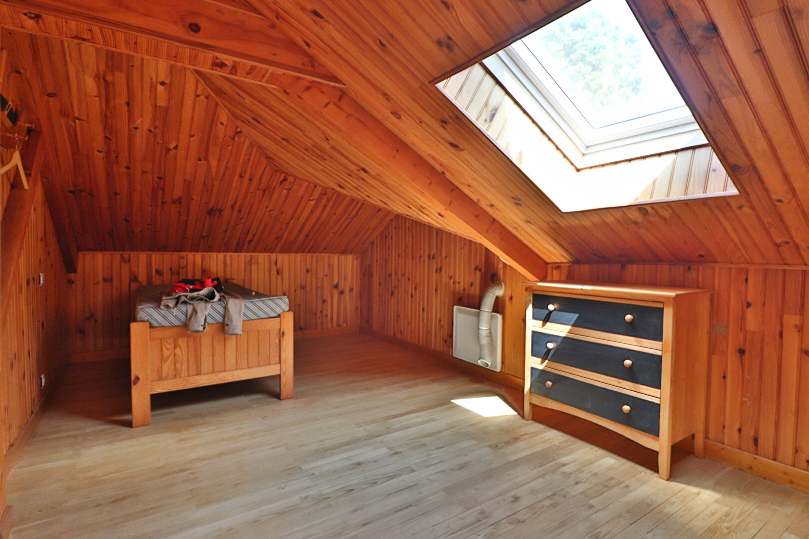 Maison Francheville 8 pièces 156 m2  5 chambres sur un grand terrain de 1790m²