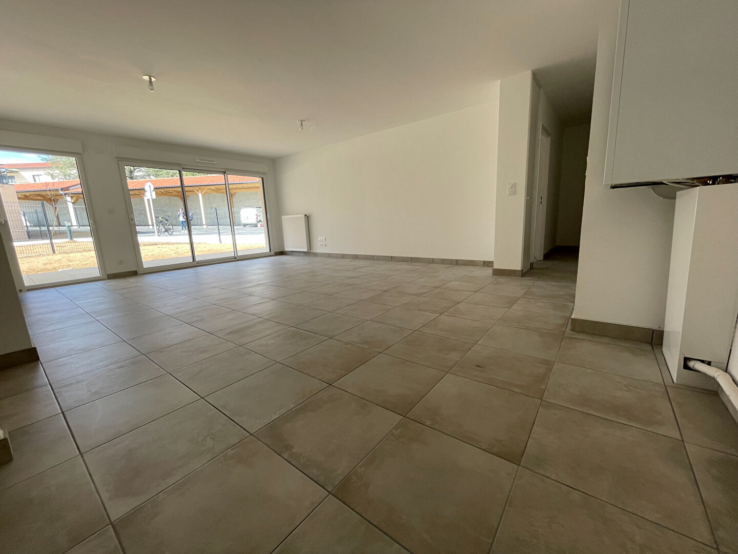 Appartement rez-de-jardin à Vaugneray 4 pièce(s), 3 ch, terrasse, jardin, 90.91 m2