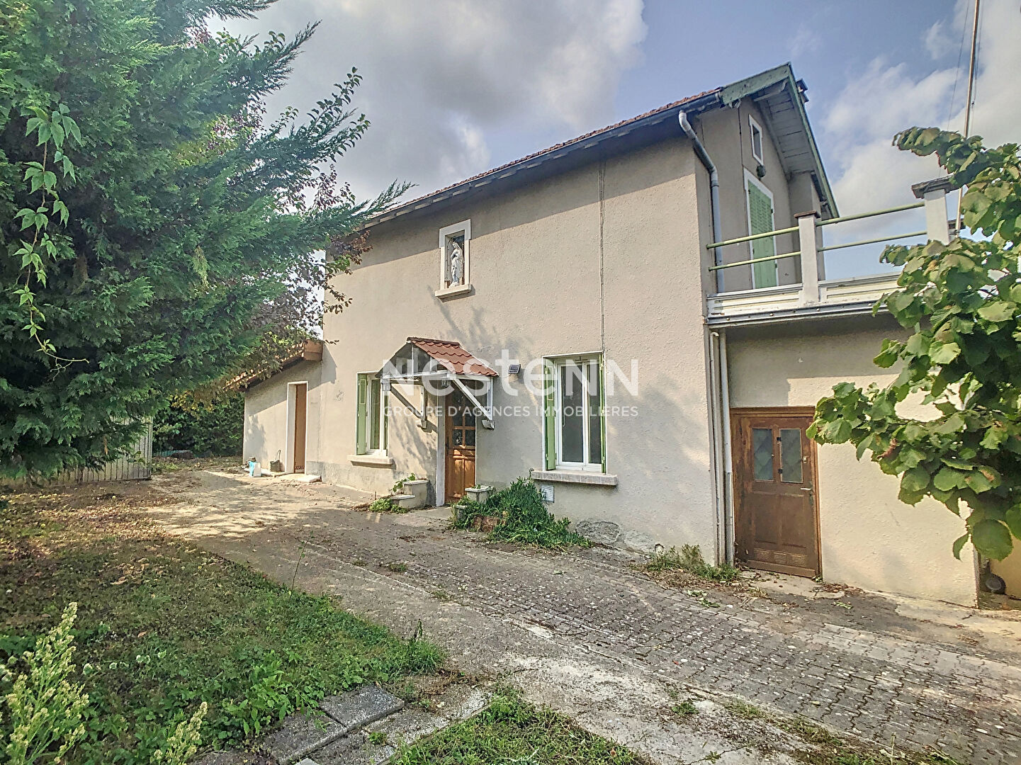 Villefranche-sur-Saone, Maison lumineuse de 87m2- terrain arbore - a