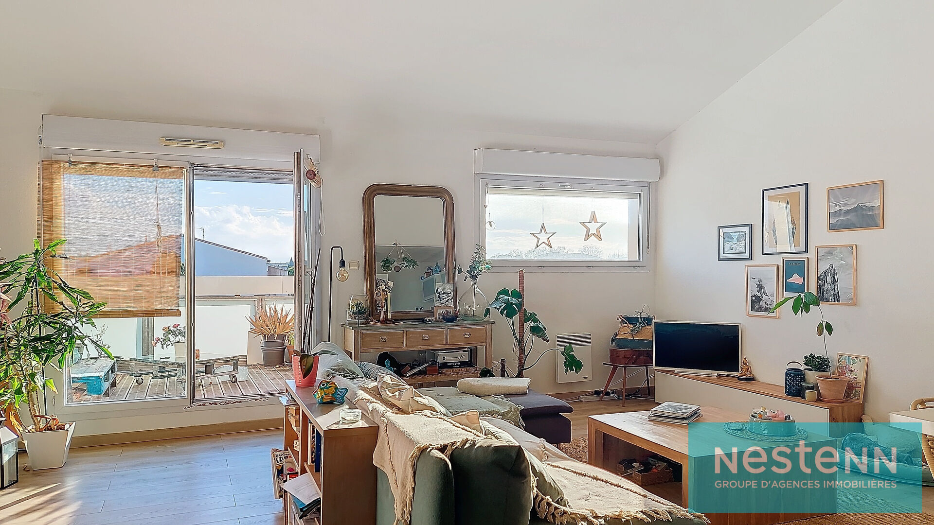 Appartement Duplex, Istres 5 pièce(s), 97m², dernier étage, 4 chambres et un box en sous-sol