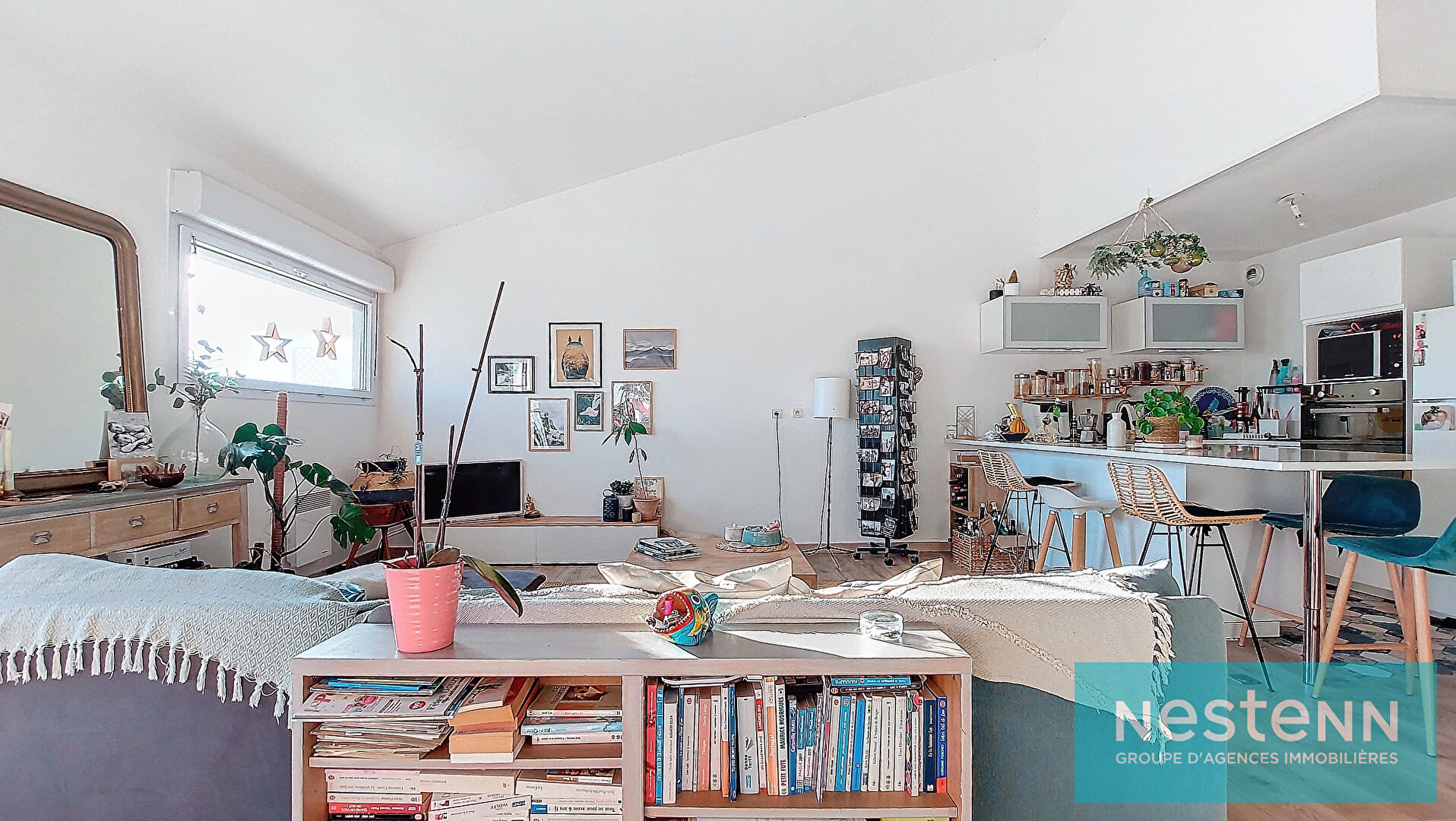 Appartement Duplex, Istres 5 pièce(s), 97m², dernier étage, 4 chambres et un box en sous-sol