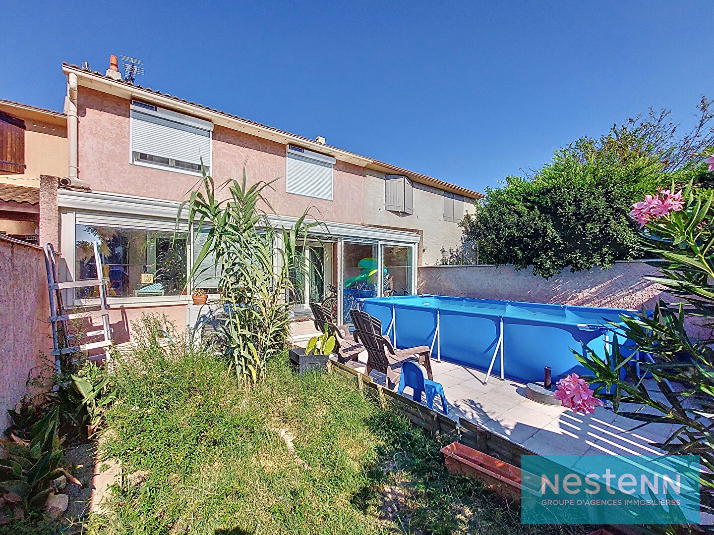 Maison à vendre à ENTRESSEN - 4 pièces avec jardin et garage