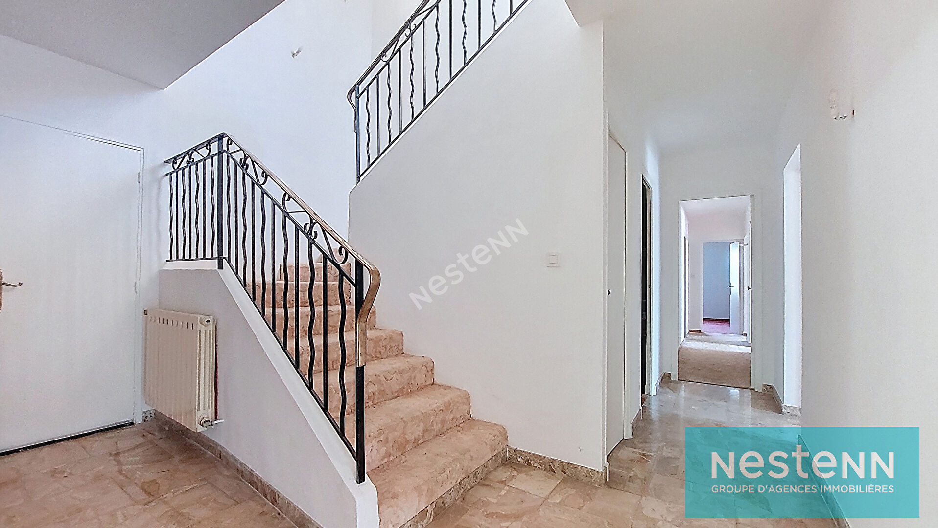 Maison Istres 7 pièce(s) 168 m2, 5 chambres dont 3 au rdc, jardin et double garage