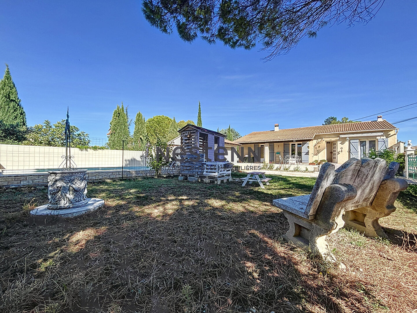 Maison Camaret-sur-Aigues d'environ 104m2