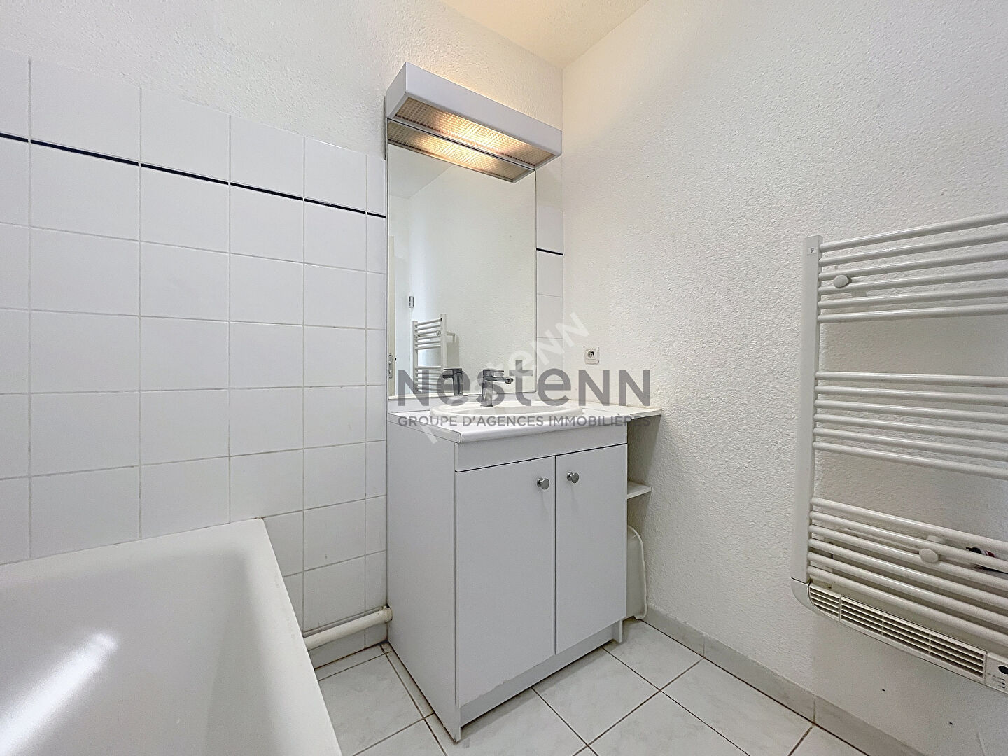 Appartement Vendu loué Orange 3 pièces 47.5 m2 Résidence Les Jardins du Théâtre