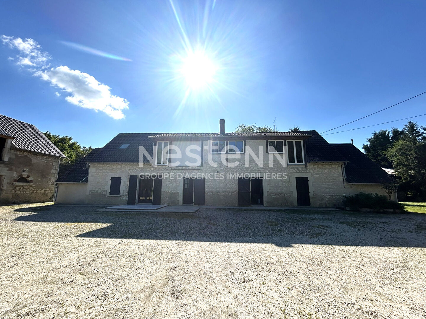 Maison 6 pièces 174 m² · à Heugnes · 174 m² · 170 400 €