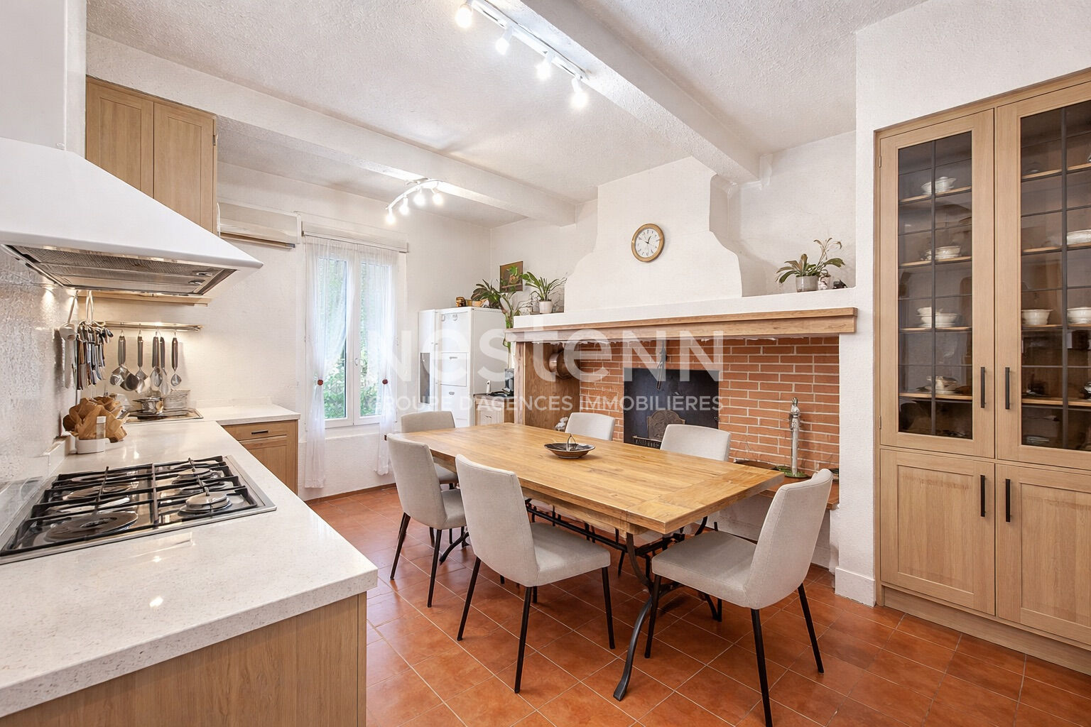 Torreilles - A VENDRE Maison centre village de 6 pièces avec cour ,terrasse arborée et garage