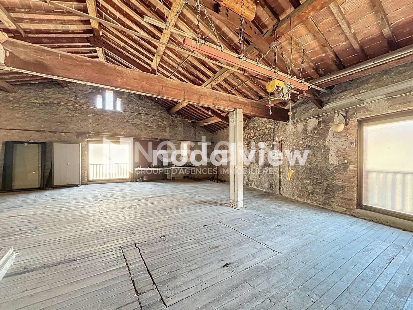 Torreilles - A VENDRE Cave Bâtisse viticole garage