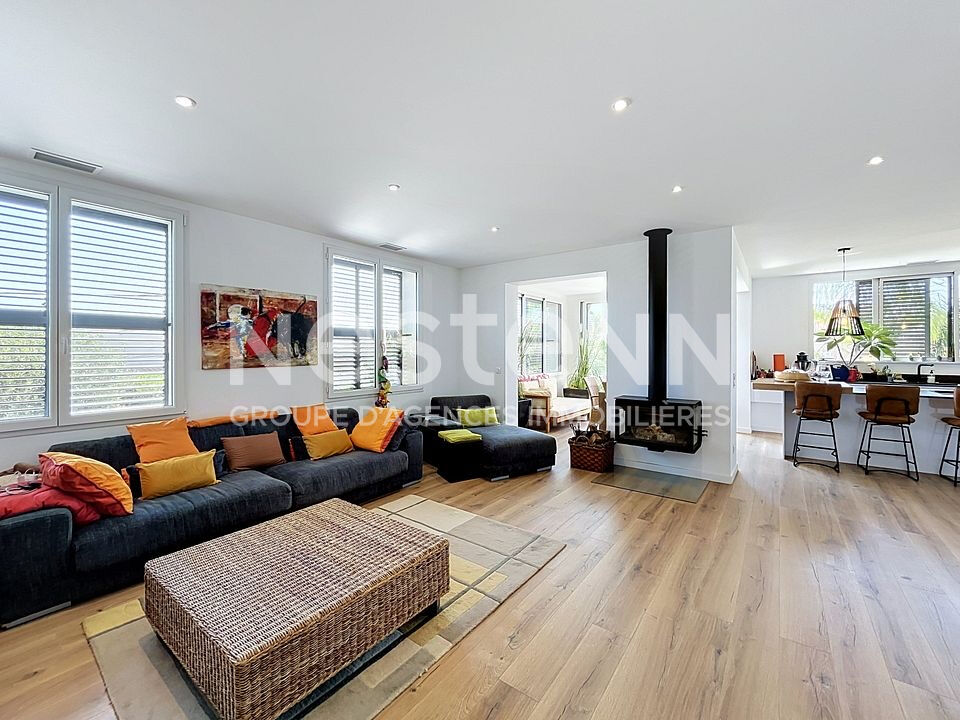 Villelongue De La Salanque - A VENDRE Maison 10 pièces avec jardin terrasses et garages