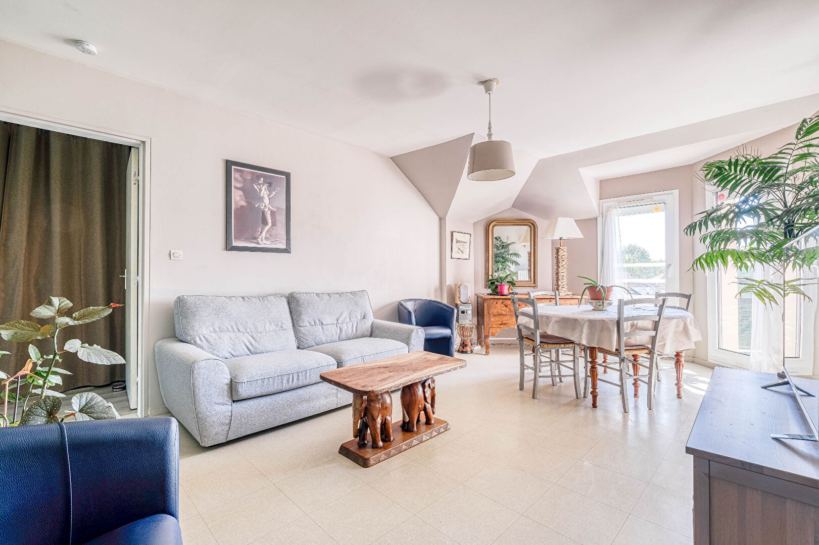 Appartement 4 pièces 77 m² · à Bailly-Romainvilliers · 77 m² · 274 000 €