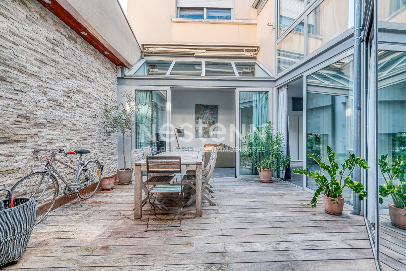 Loft d'exception Lagny Sur Marne 6 pièce(s) 161.44 m2