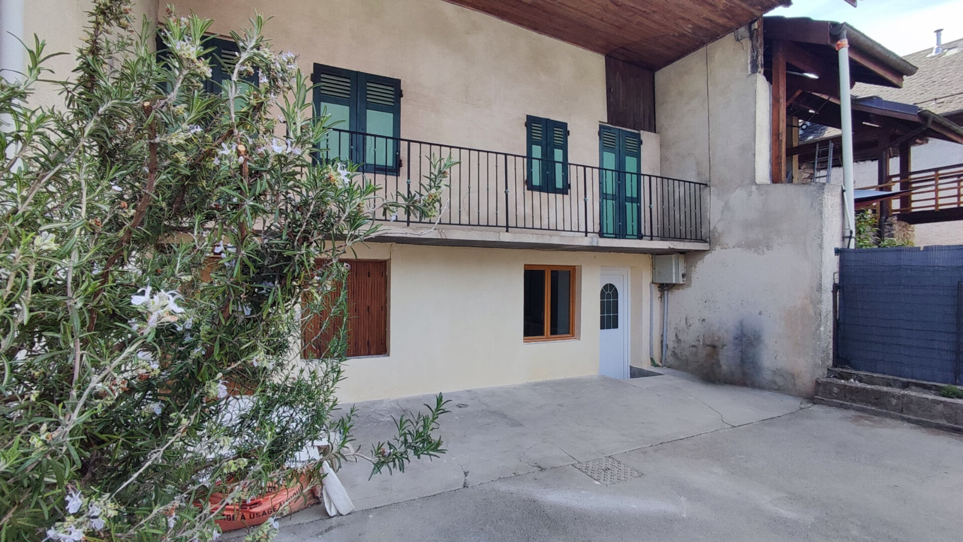 Maison 4 pièces 83 m² · à Planaise · 83 m² · 220 000 €