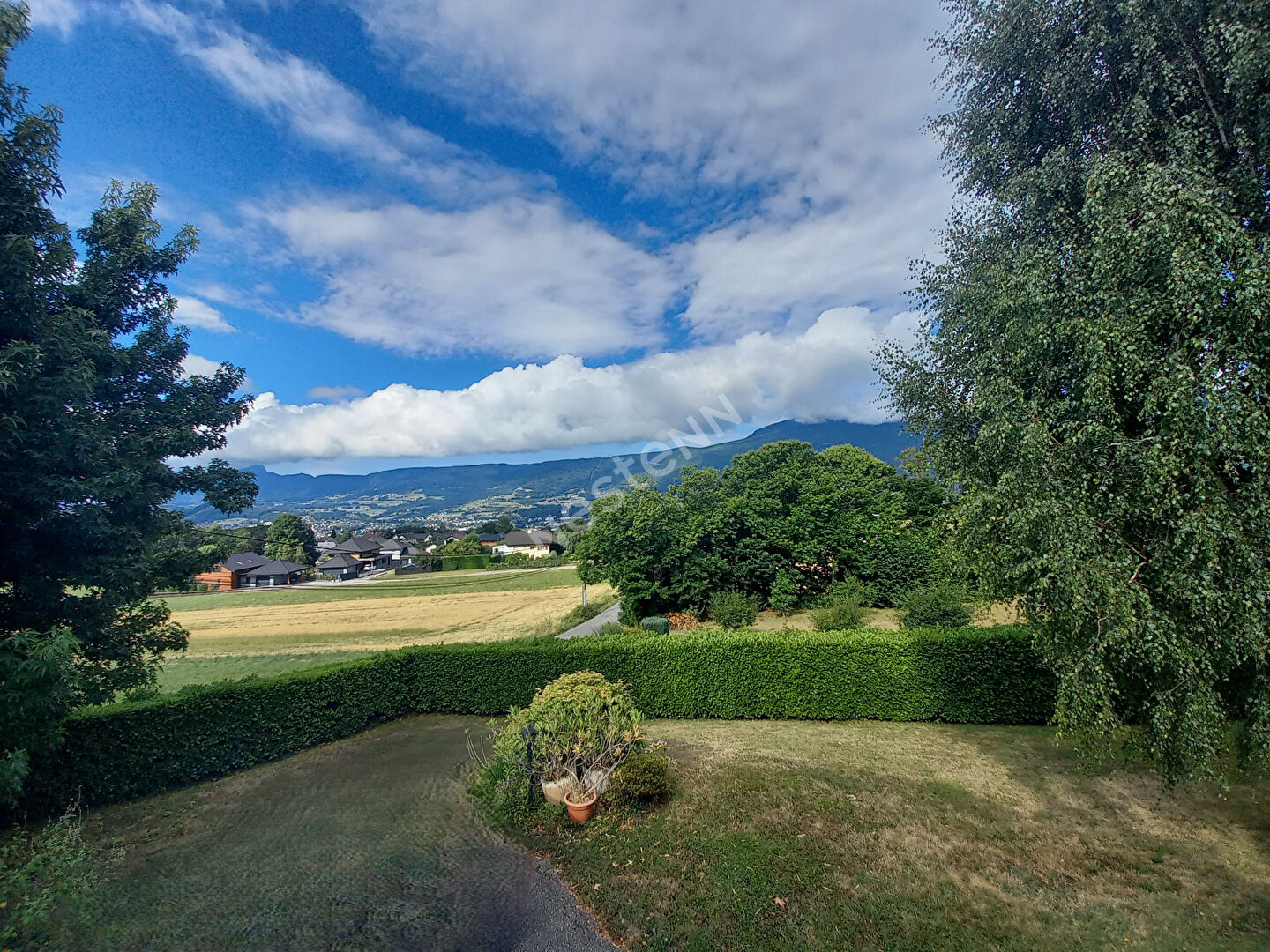 Maison 9 pièces 170 m² · à Sonnaz · 170 m² · 560 000 €