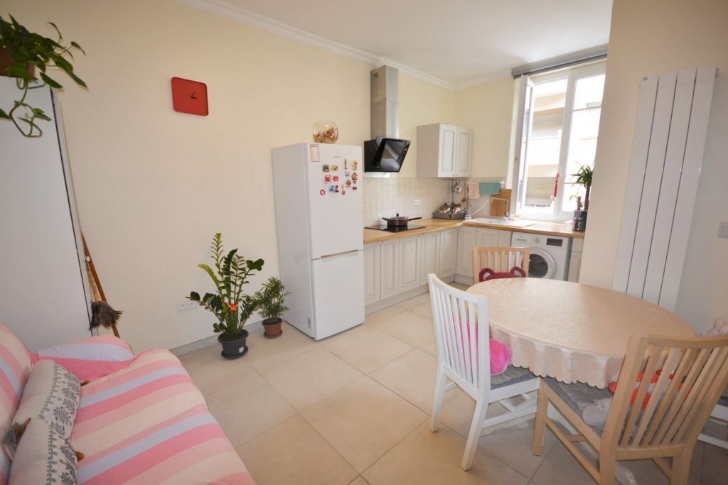 Appartement 3 pièces 47 m² · à Nice · 47 m² · 252 000 €