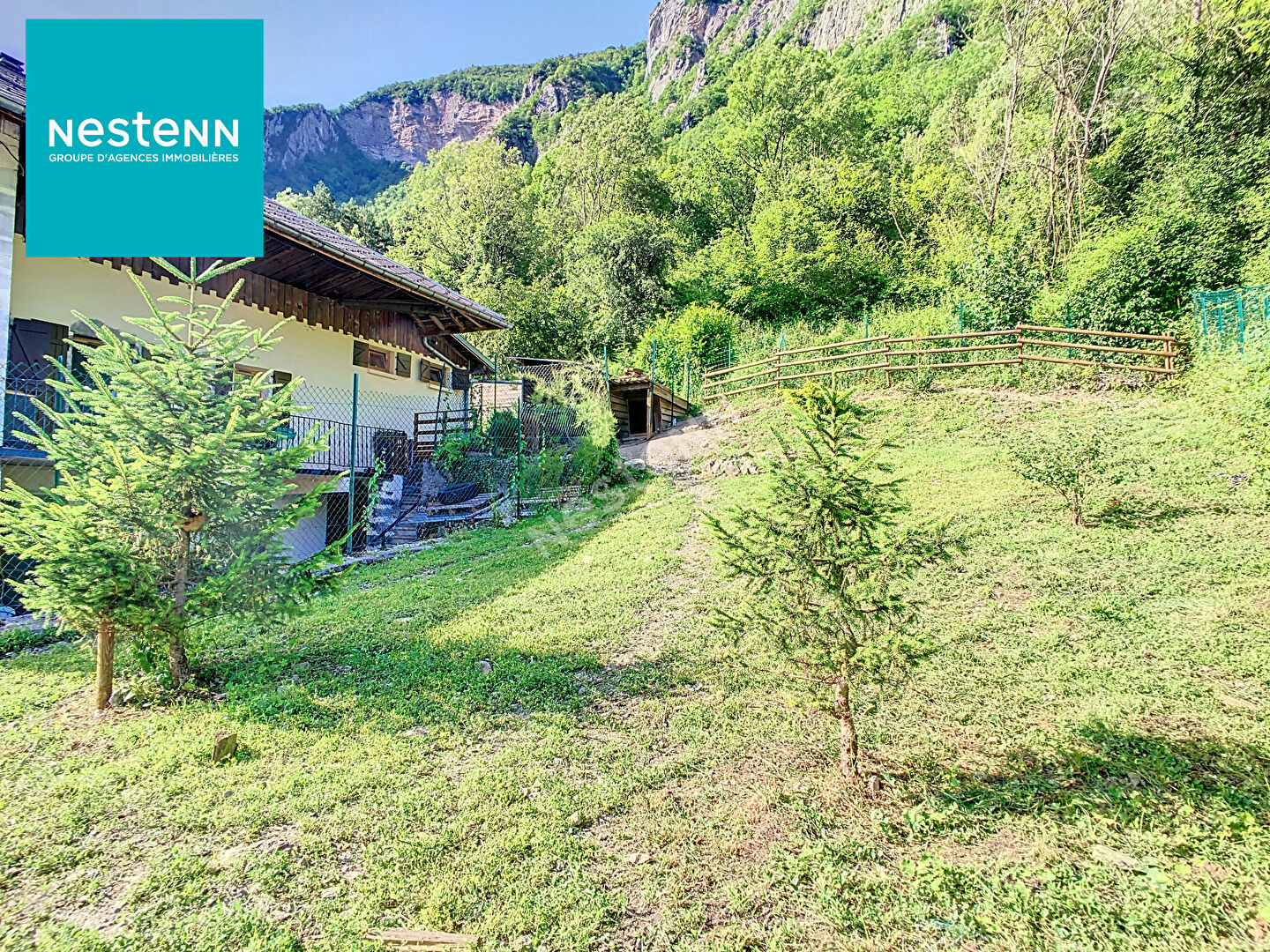 FAVERGES SEYTHENEX _ Maison de 190 m² à rénover avec jardin