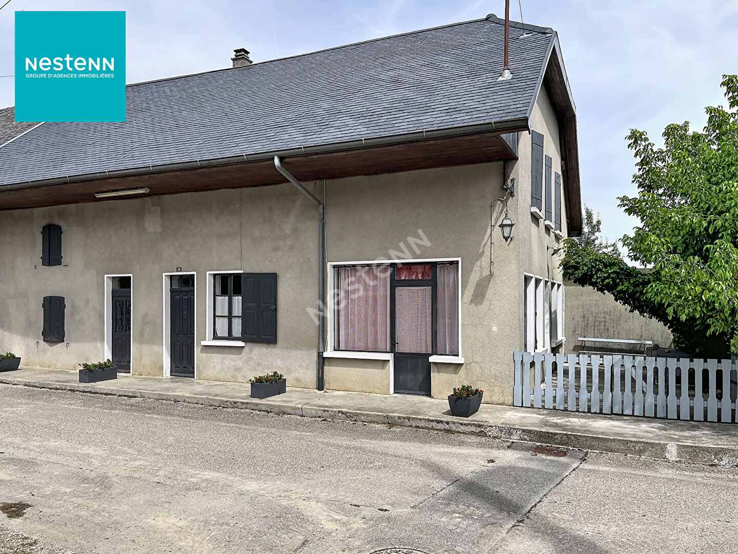 Maison 6 pièces 154 m² · à Mesigny · 154 m² · 280 000 €