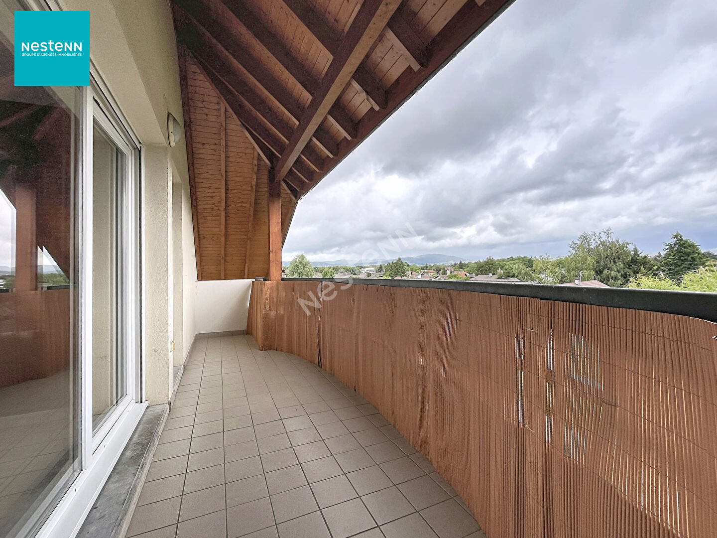 POISY _ Appartement 3 pièces de 69,61 m² au sol, avec garage, balcon et cave, à vendre