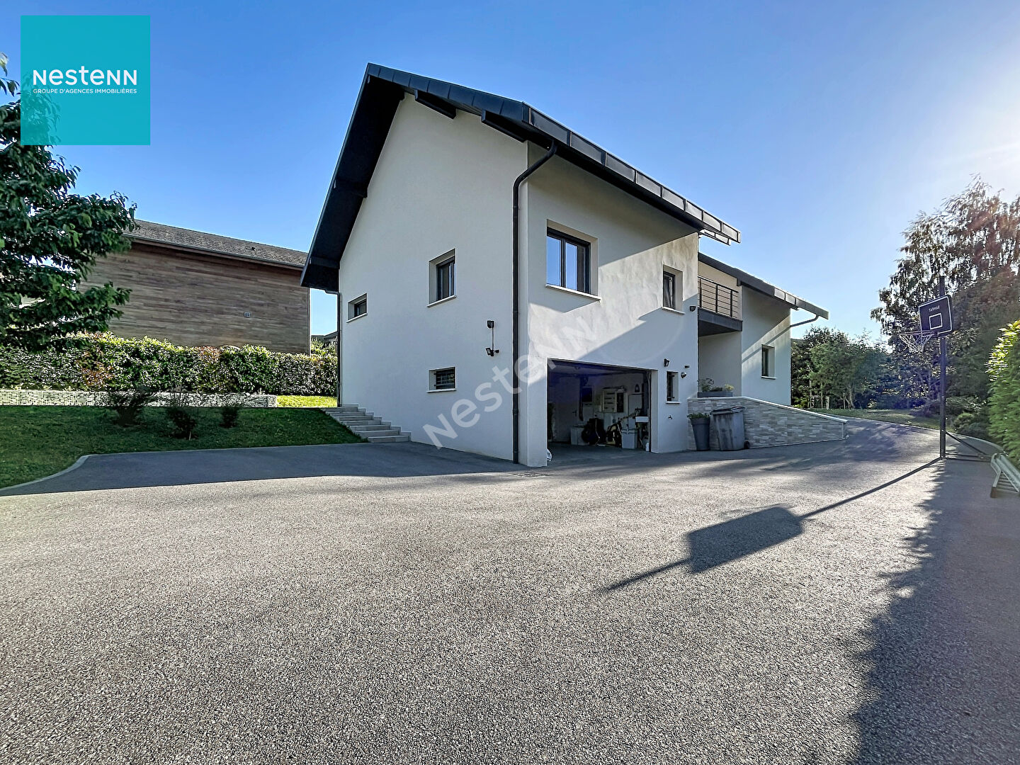 EPAGNY METZ-TESSY _ Maison individuelle 6 pièces de 164,81 m², avec piscine, garage double et spacieux jardin, à vendre