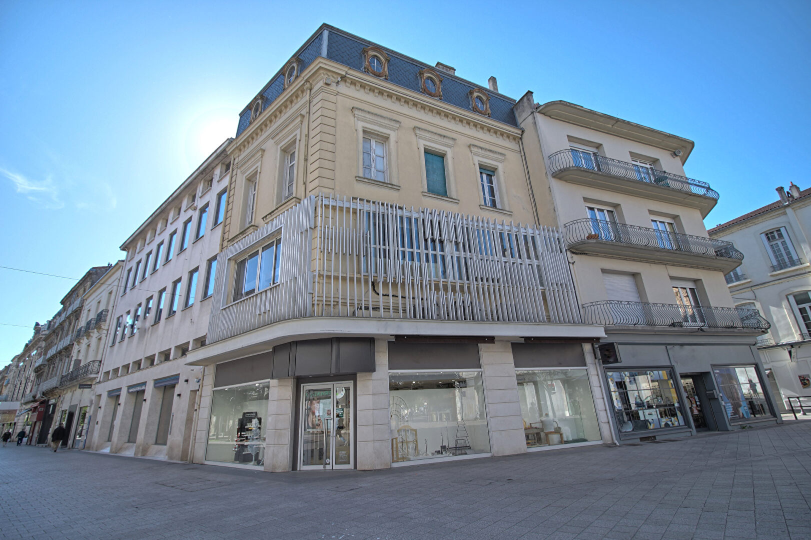 Local commercial 9 pièces 300 m² · à Agen · 300 m² · 500 000 €
