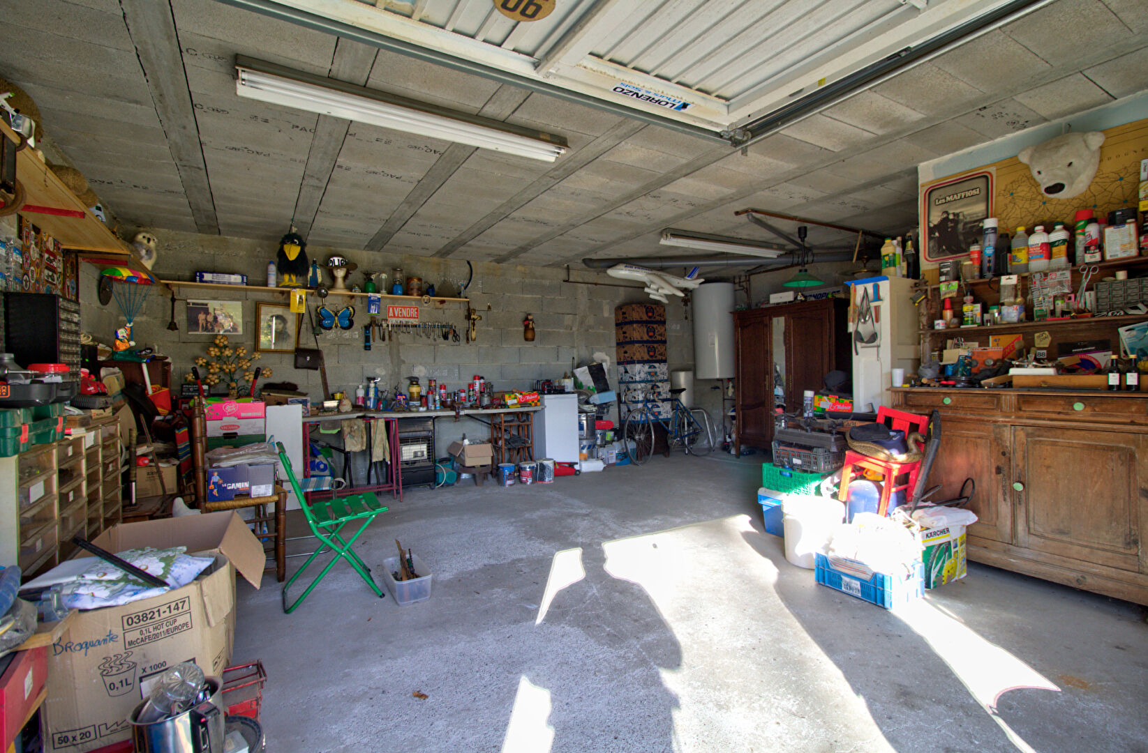 LE PASSAGE - Maison lumineuse 100 m² sur sous-sol semi enterrée avec garage indépendant et jardin autour