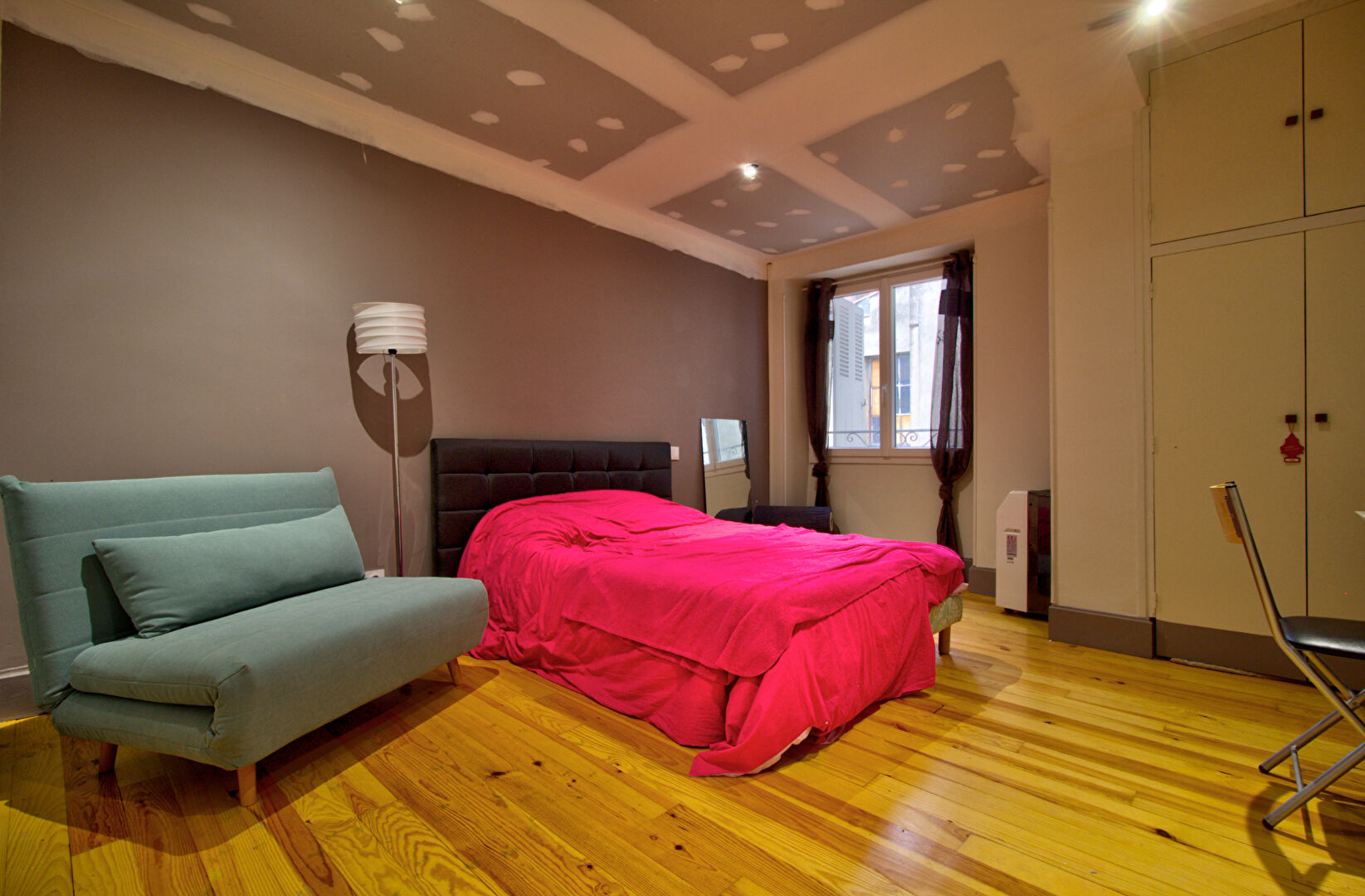 AGEN HYPER CENTRE - Appartement entièrement rénové de 147m² avec garage et cave en coeur de ville quartier CARNOT.