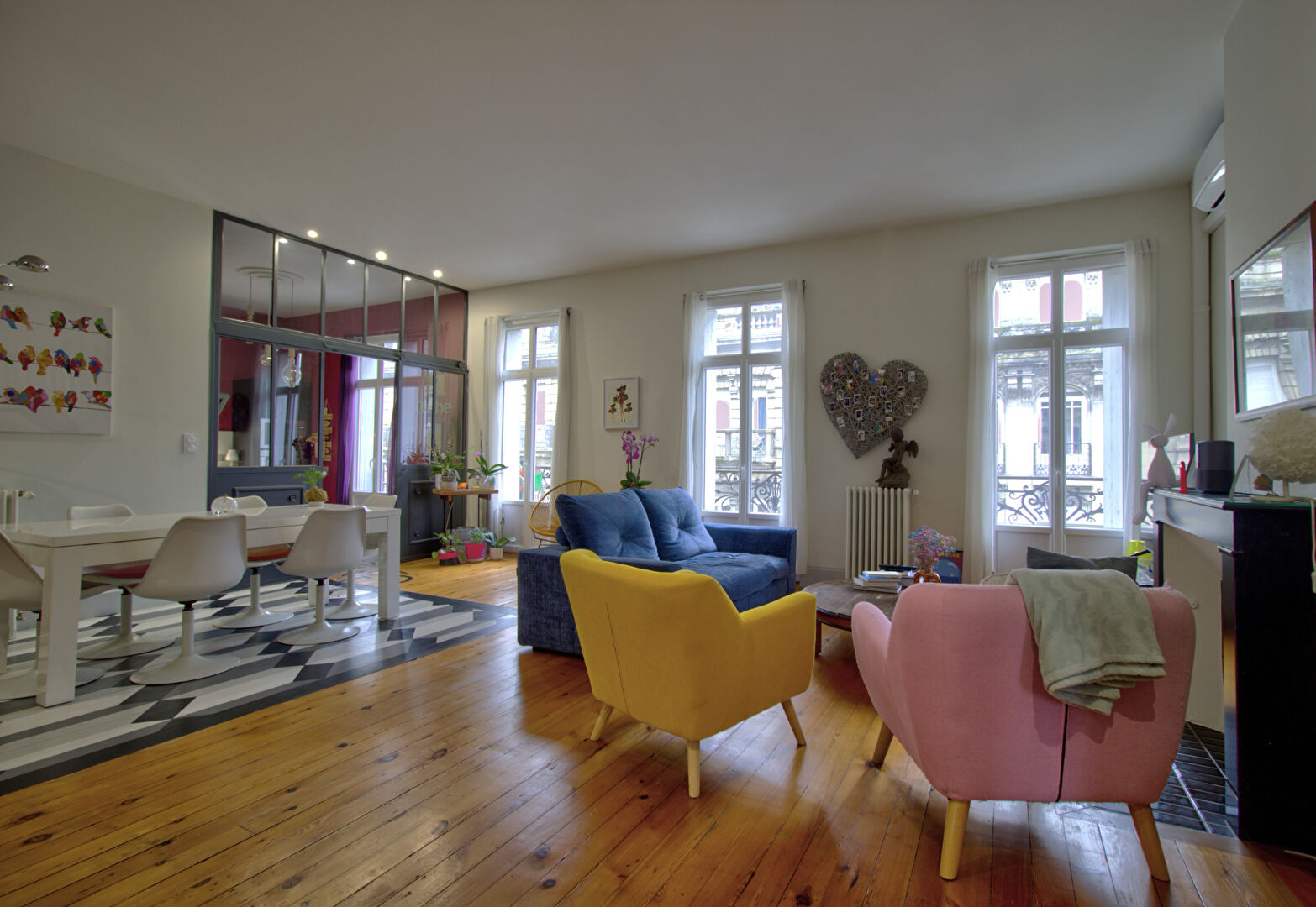 AGEN HYPER CENTRE - Appartement entièrement rénové de 147m² avec garage et cave en coeur de ville quartier CARNOT.