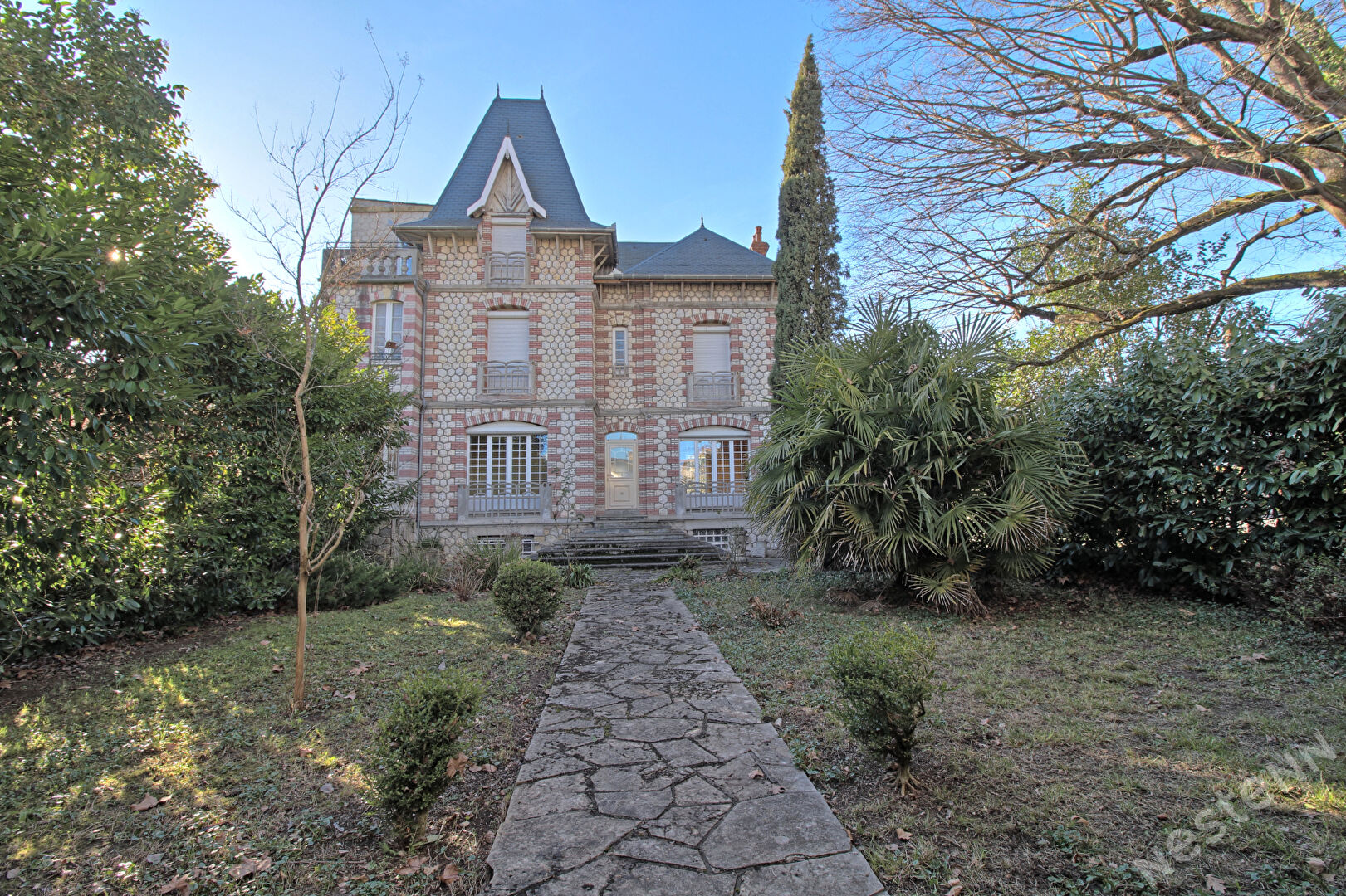 Immeuble 10 pièces 355 m² · à Agen · 355 m² · 370 000 €