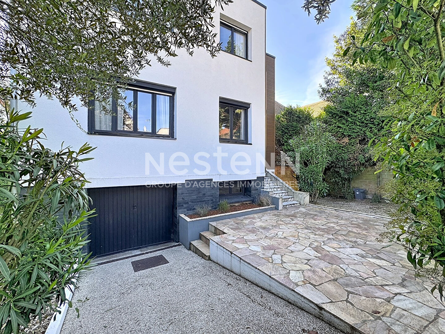 Maison 8 pièces 200 m² · à Antony · 200 m² · 1 067 000 €