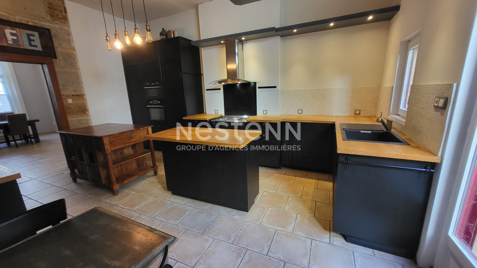 Maison 8 pièces 215 m² · à Bar le Duc · 215 m² · 187 000 €