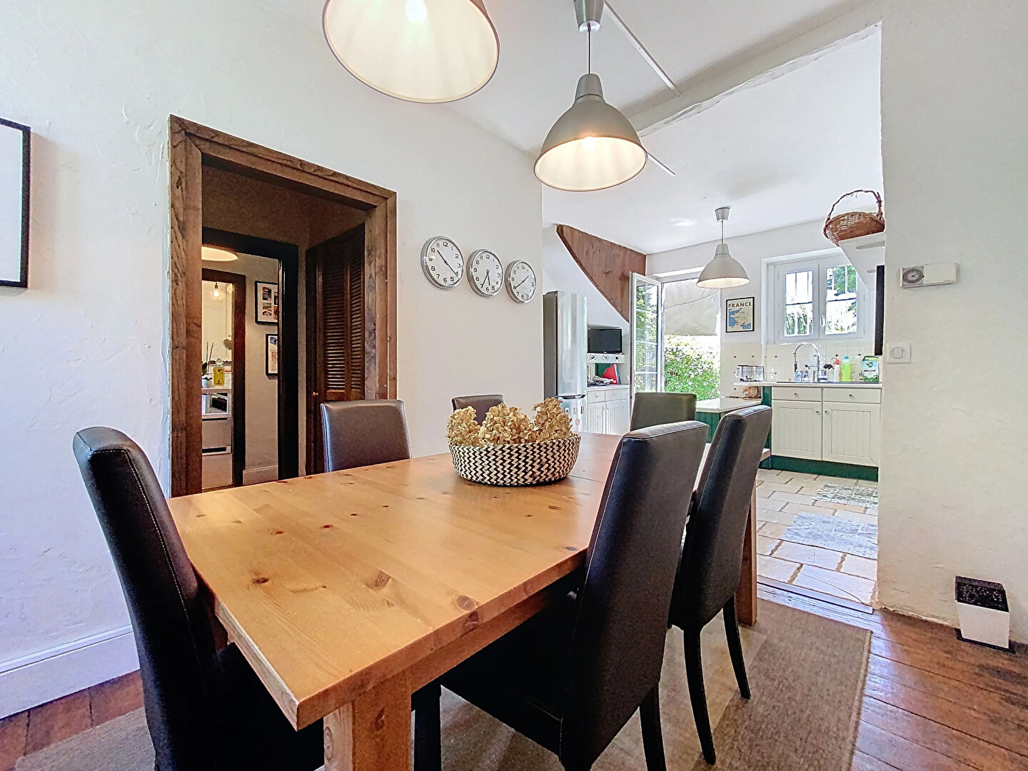 Maison en pierre à vendre à Vars Sur Roseix - 3 chambres - Une piscine - Garage -