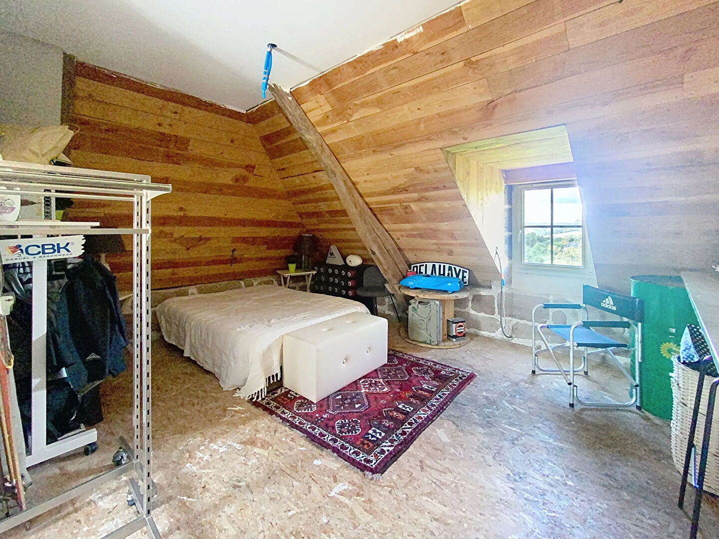 Maison en pierre à vendre à Vars Sur Roseix - 3 chambres - Une piscine - Garage -