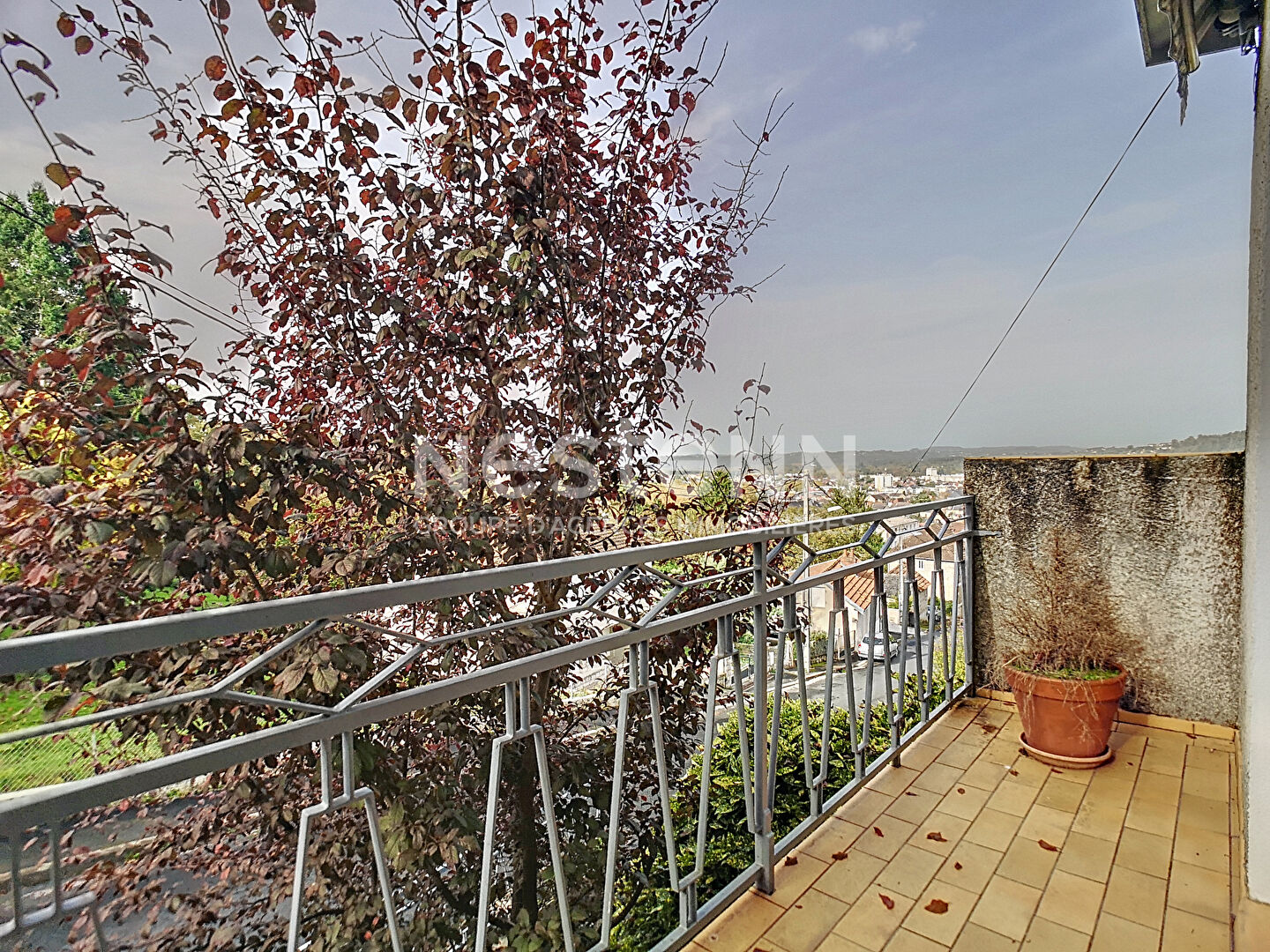 Maison Brive La Gaillarde 164 m2 - 6 chambres- Garage - Jardin