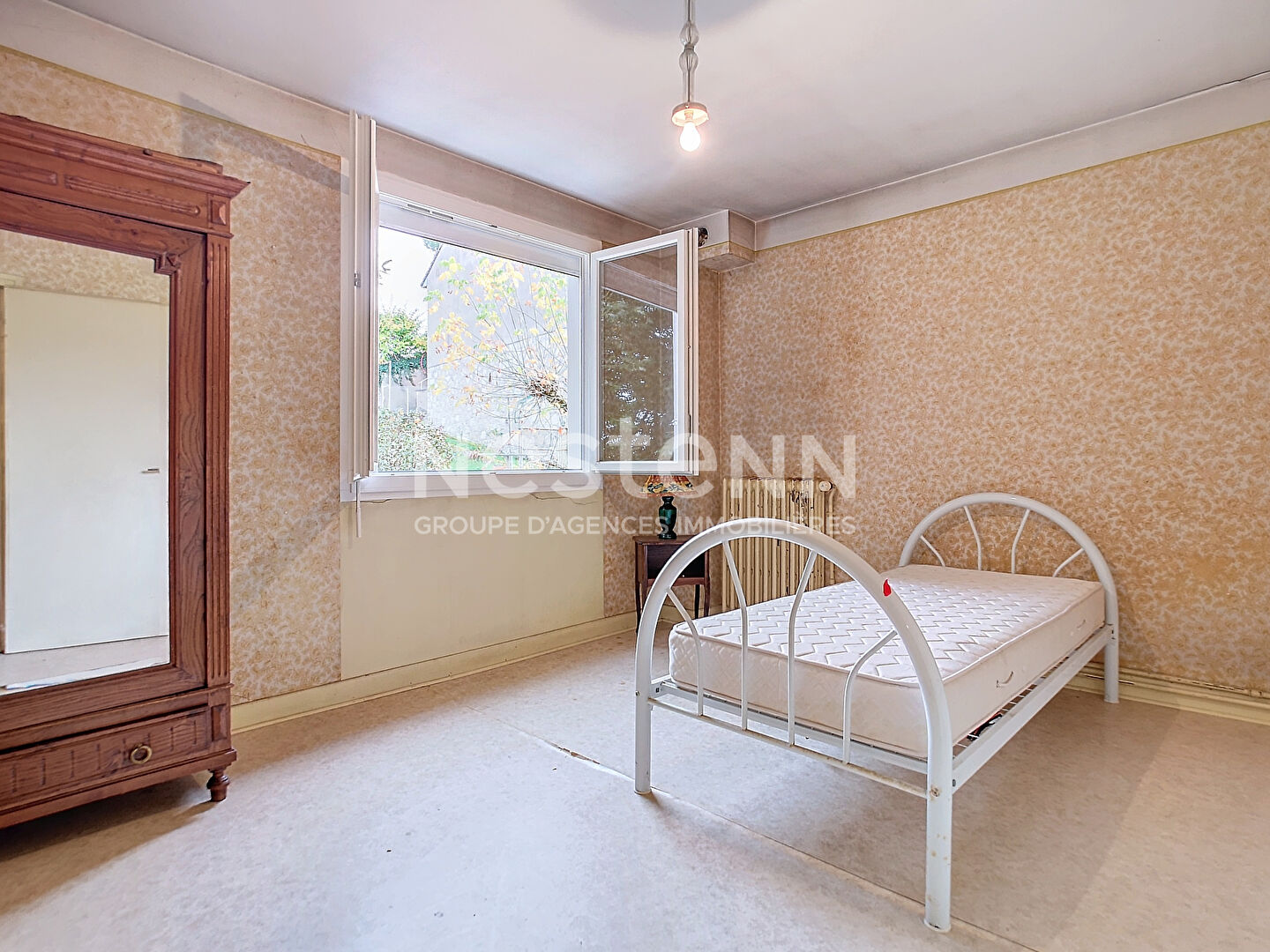 Maison Brive La Gaillarde 164 m2 - 6 chambres- Garage - Jardin