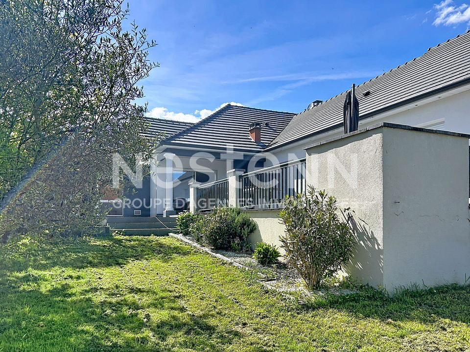 Maison 7 pièces 245 m² · à Cosnac · 245 m² · 577 500 €