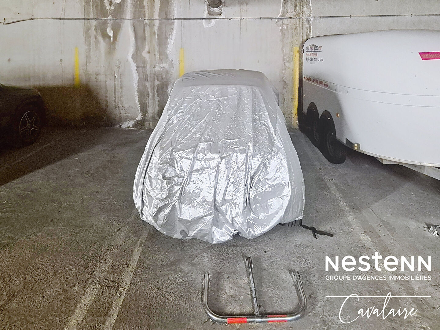 Parking 12 m² · à La Croix Valmer · 12 m² · 23 000 €