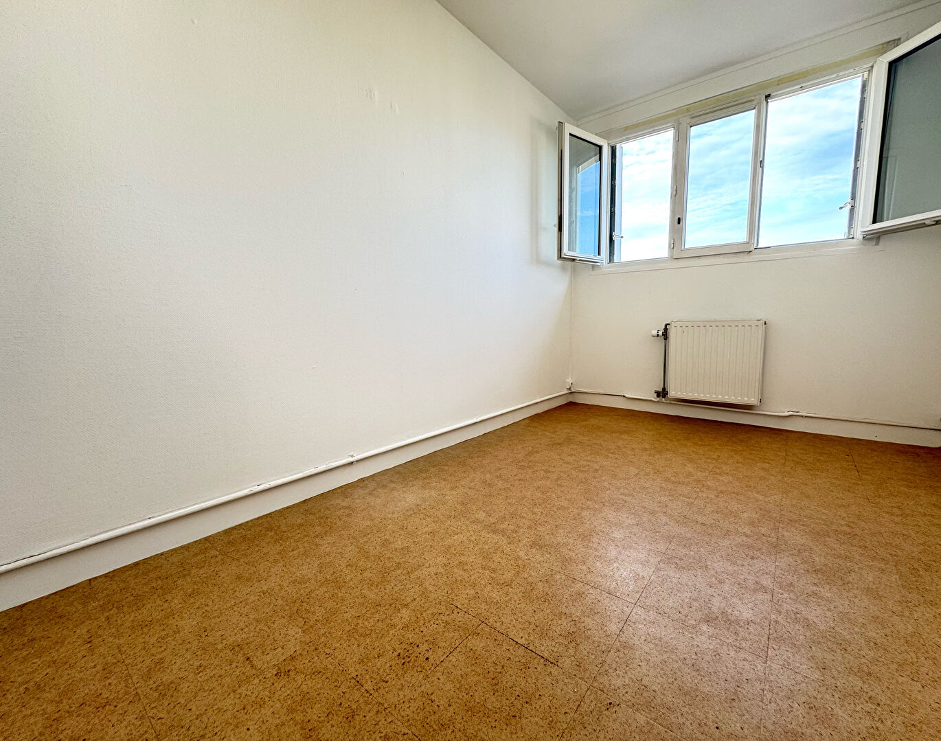 Appartement 3 pièces à Etampes, quartier Saint-Martin