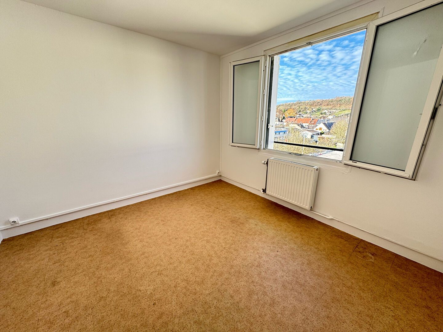 Appartement 3 pièces à Etampes, quartier Saint-Martin