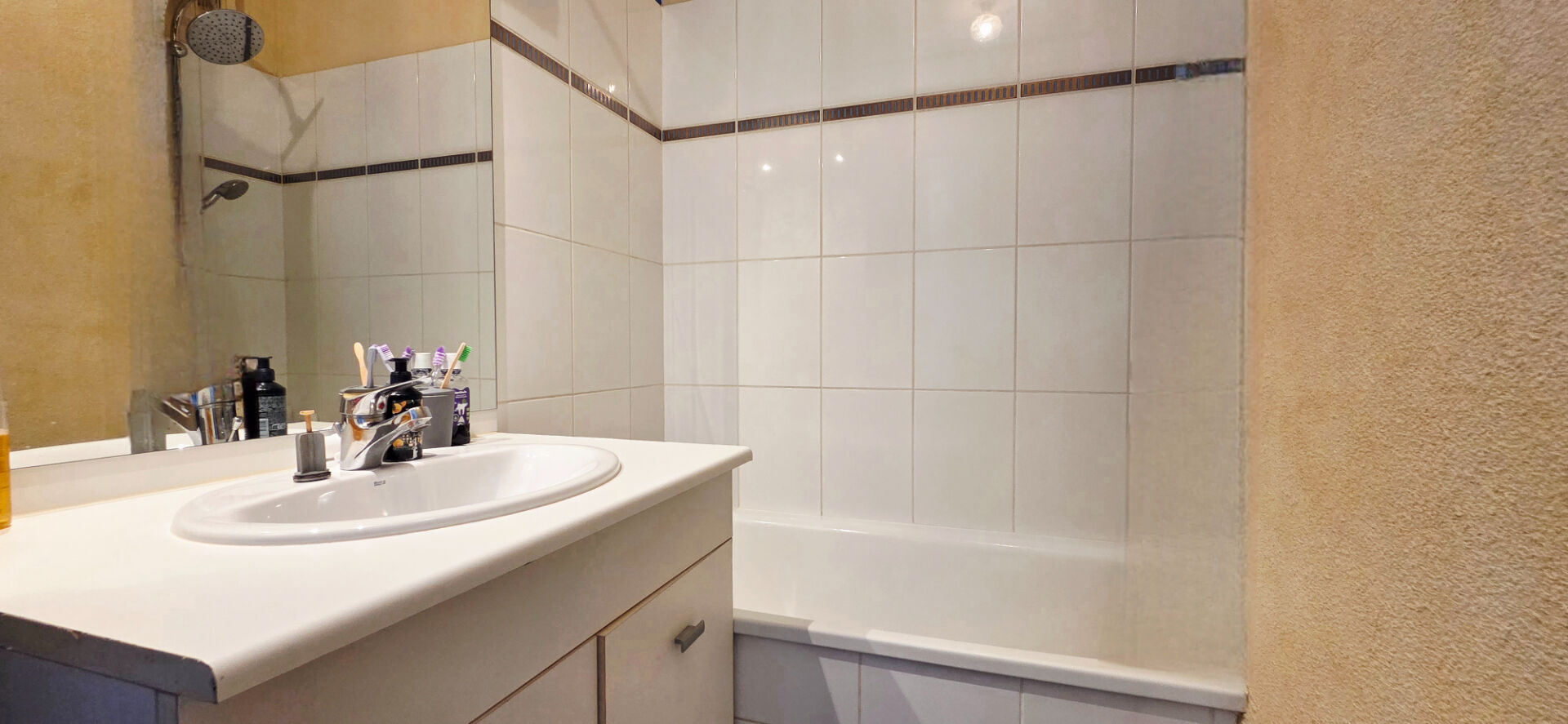 Appartement vendu loué 610 € HC avec place de stationnement à Étampes - Idéal Investissement !