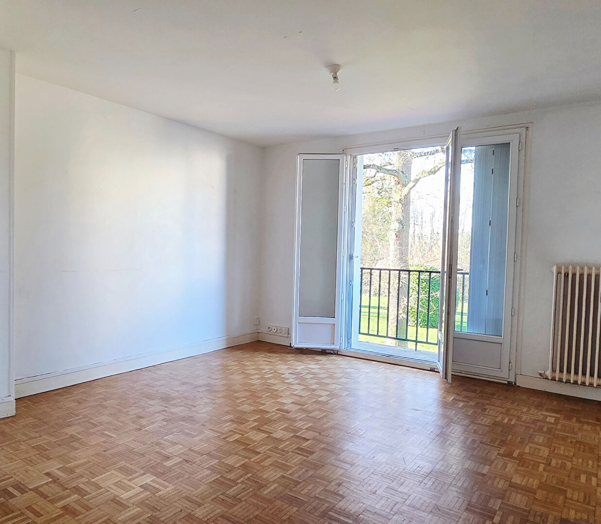 Appartement 3 pièces 61 m² · à Etampes · 61 m² · 90 000 €